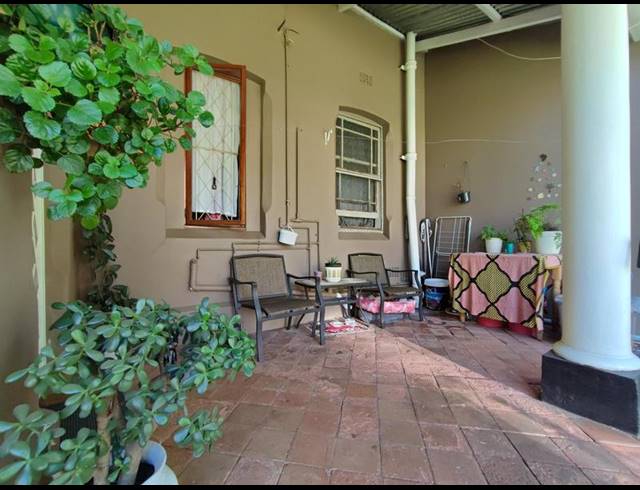 1 BEDROOM APARTMENT FOR SALE IN PELHAM